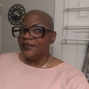 Meet your Posher, Valarie